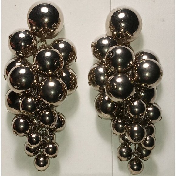 VINTAGE Silver Tone Grape Vine Cluster Dangle Earrings Pierced Ear Post Metallic - Picture 4 of 11